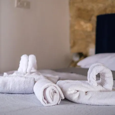 Royal Luxury Homes * Paphos