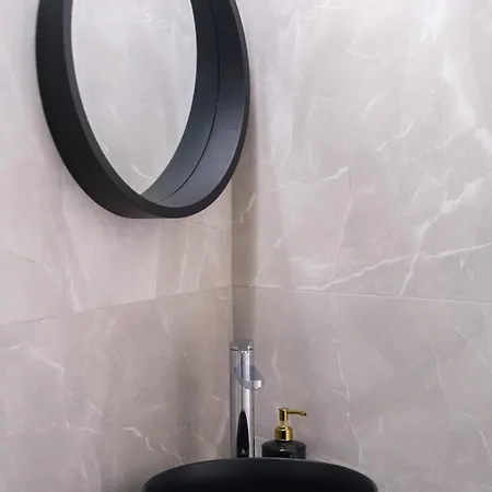 Royal Luxury Homes פאפוס