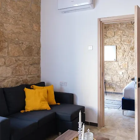 Royal Luxury Homes Апартаменты *